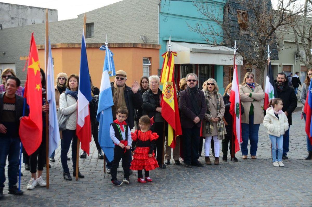 Reconocimiento y emoción en el acto del Día del Inmigrante