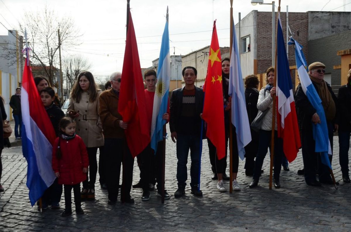 Reconocimiento y emoción en el acto del Día del Inmigrante