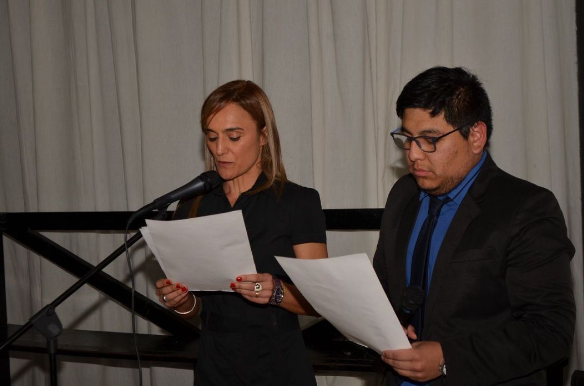 Emotiva y sentida despedida del Bachillerato de Adultos