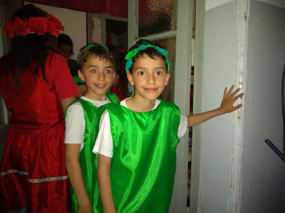 Con  la muestra "Leyendas", la Escuela de Estética cerró el año