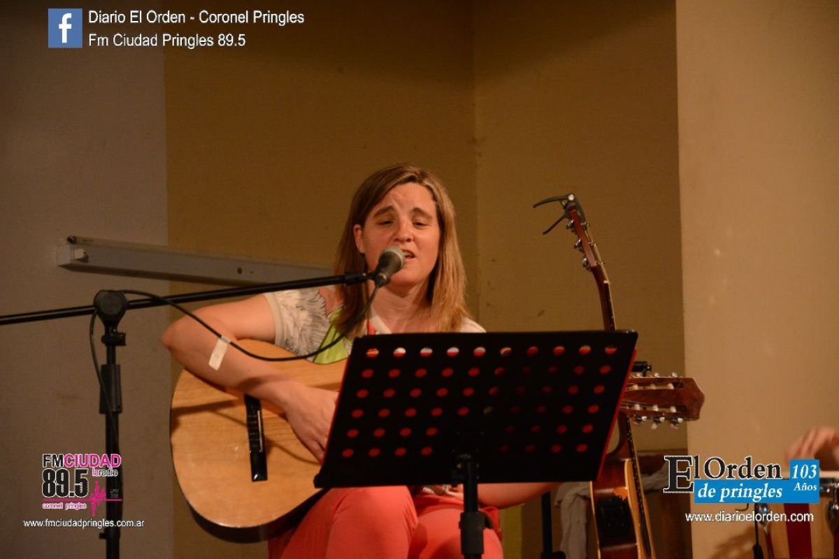 Alumnos de la Escuela de  Música realizaron su cierre anual