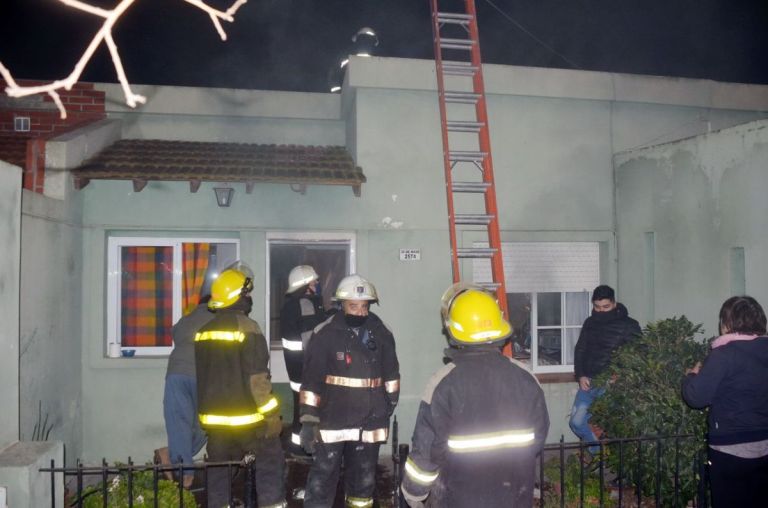 Estufa A Leña Provocó Incendio En Una Vivienda El Orden De Pringles