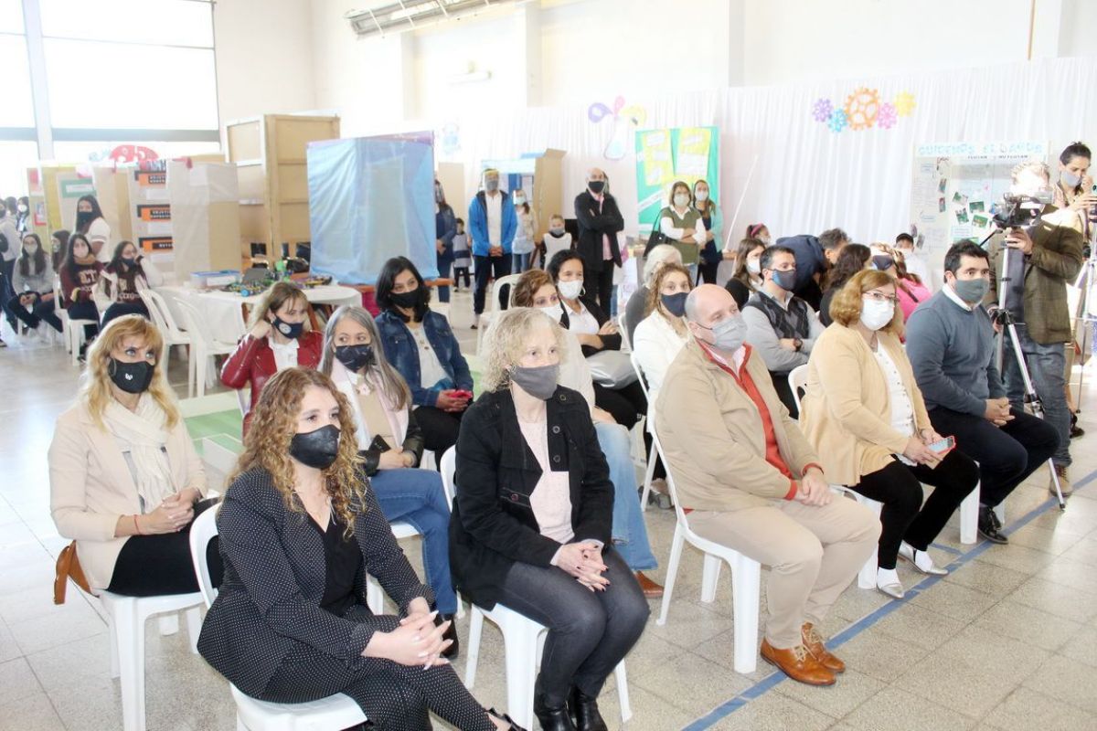 Se concretó una nueva edición de la Feria de Ciencias Distrital 2021 ...