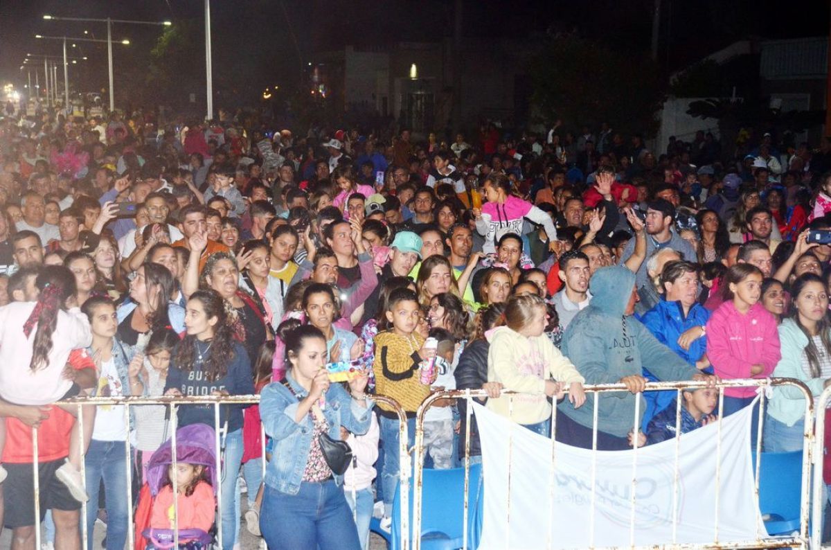 Gran cierre de Carnaval con la quema del tradicional 'Rey Momo'