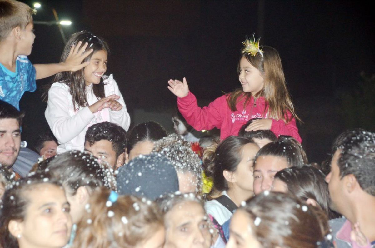 Gran cierre de Carnaval con la quema del tradicional 'Rey Momo'