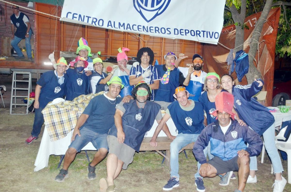 Gran cierre de Carnaval con la quema del tradicional 'Rey Momo'
