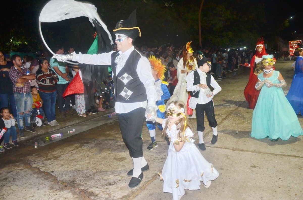 Gran cierre de Carnaval con la quema del tradicional 'Rey Momo'